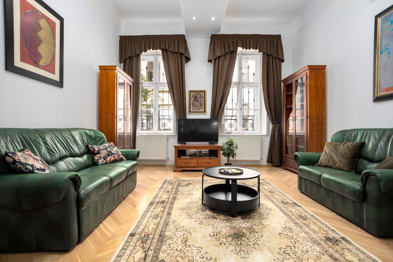Emerald Suite With Free Parking Budapest Exterior photo